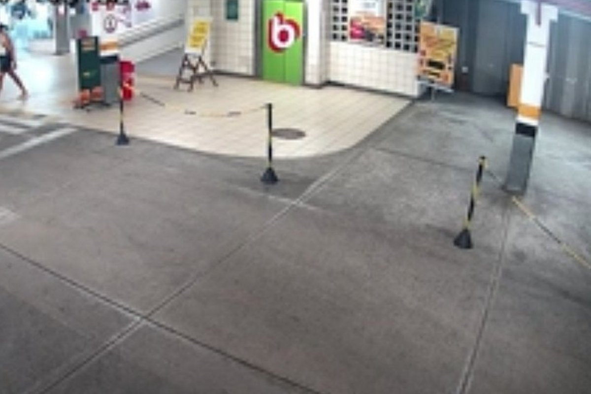 Casal dá golpe de R$ 25 mil em idosa dentro de supermercado em Salvador