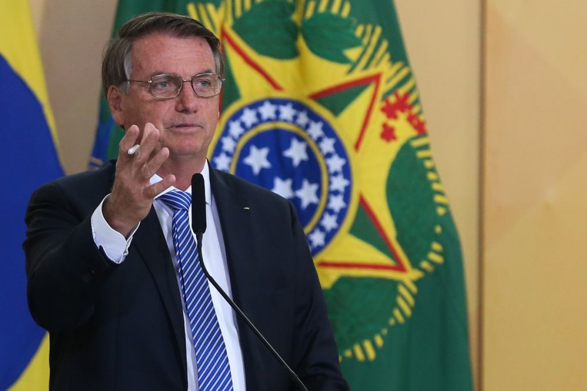 'Missão cumprida', declara Bolsonaro sobre reunião com Alexandre de Moraes