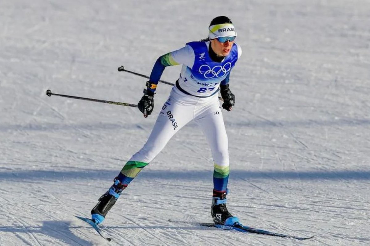 Jaqueline Mourão bate recorde nos Jogos de Inverno de Pequim