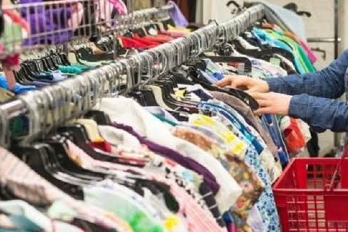 Edição especial de verão do Bazar dos Bazares acontece neste sábado (12) no Bombar RV com garimpos a partir de R$5