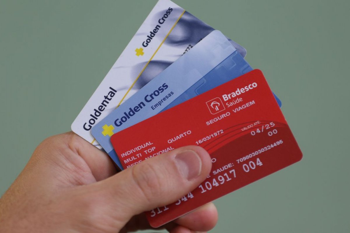 Senado aprova MP que determina prazo para planos de saúde cobrirem novos medicamentos