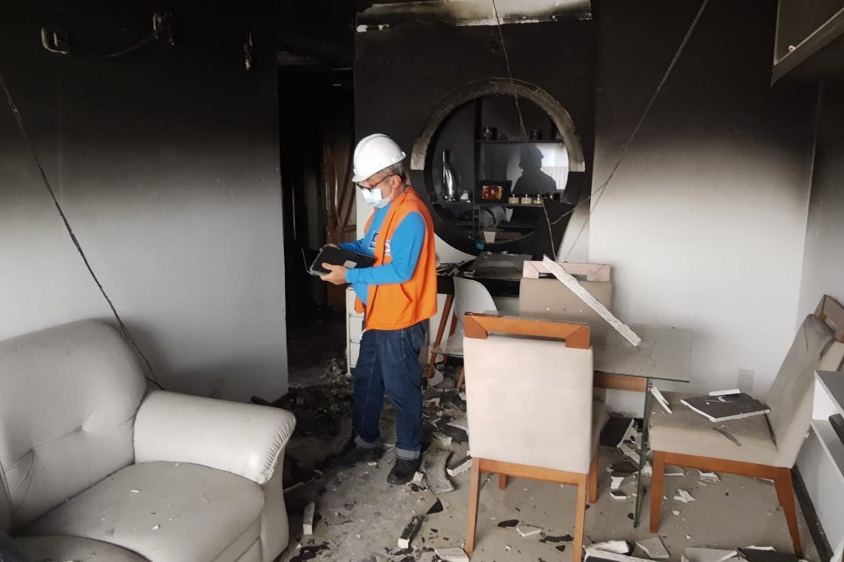 Codesal realiza vistoria em apartamento que foi alvo de incêndio na Barra, em Salvador