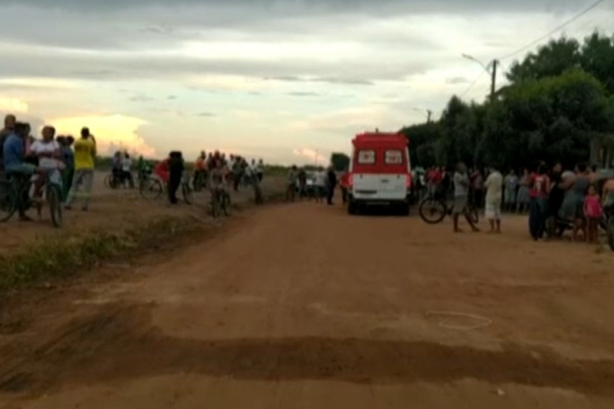 Criança de 8 anos morre após ser atropelada durante perseguição policial na Bahia