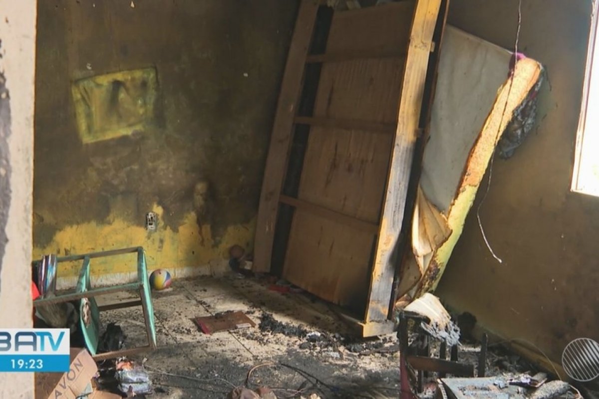 Criança de 2 anos deixada sozinha em casa morre em incêndio