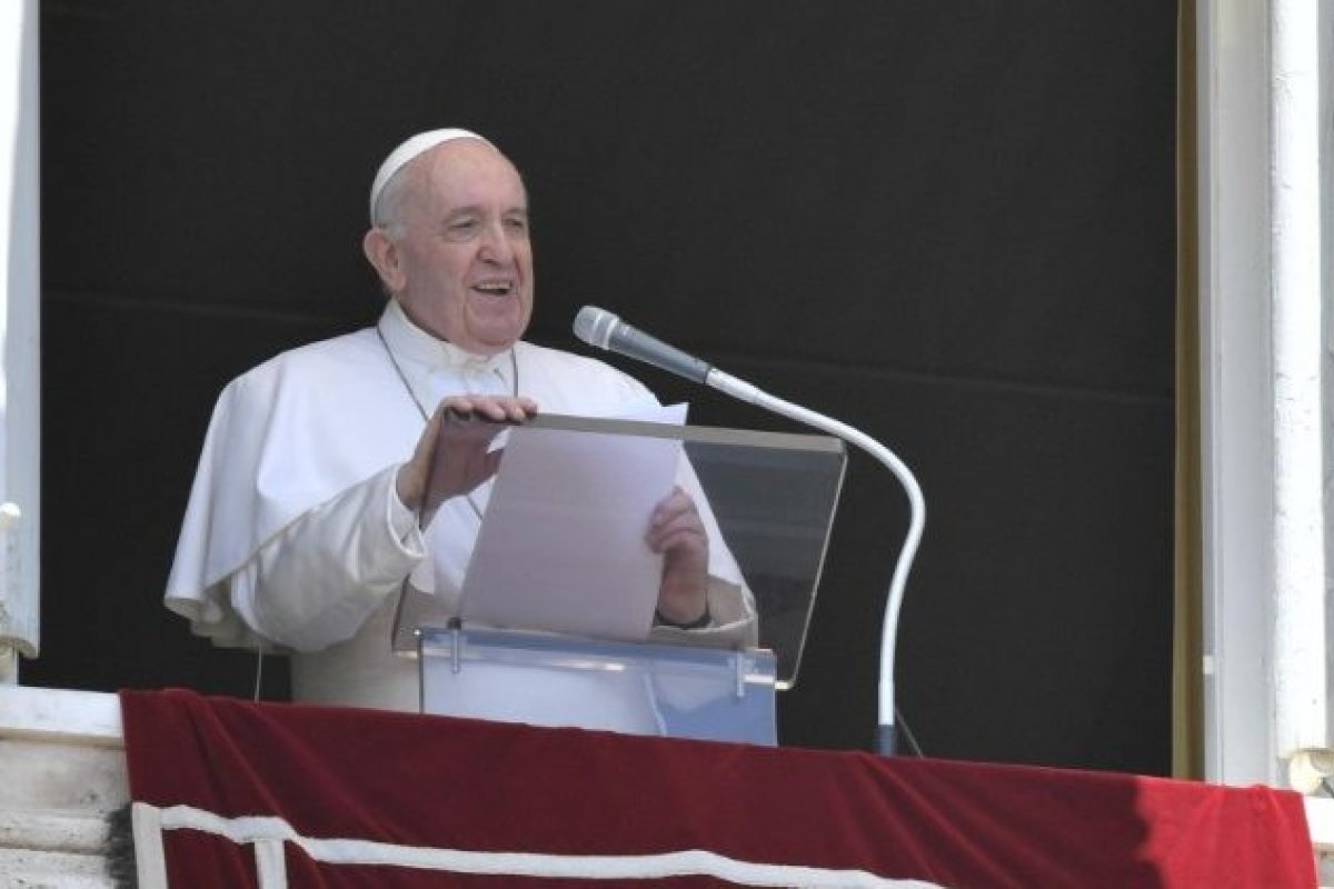 No Angelus, Papa volta a pedir que líderes levem paz para Ucrânia