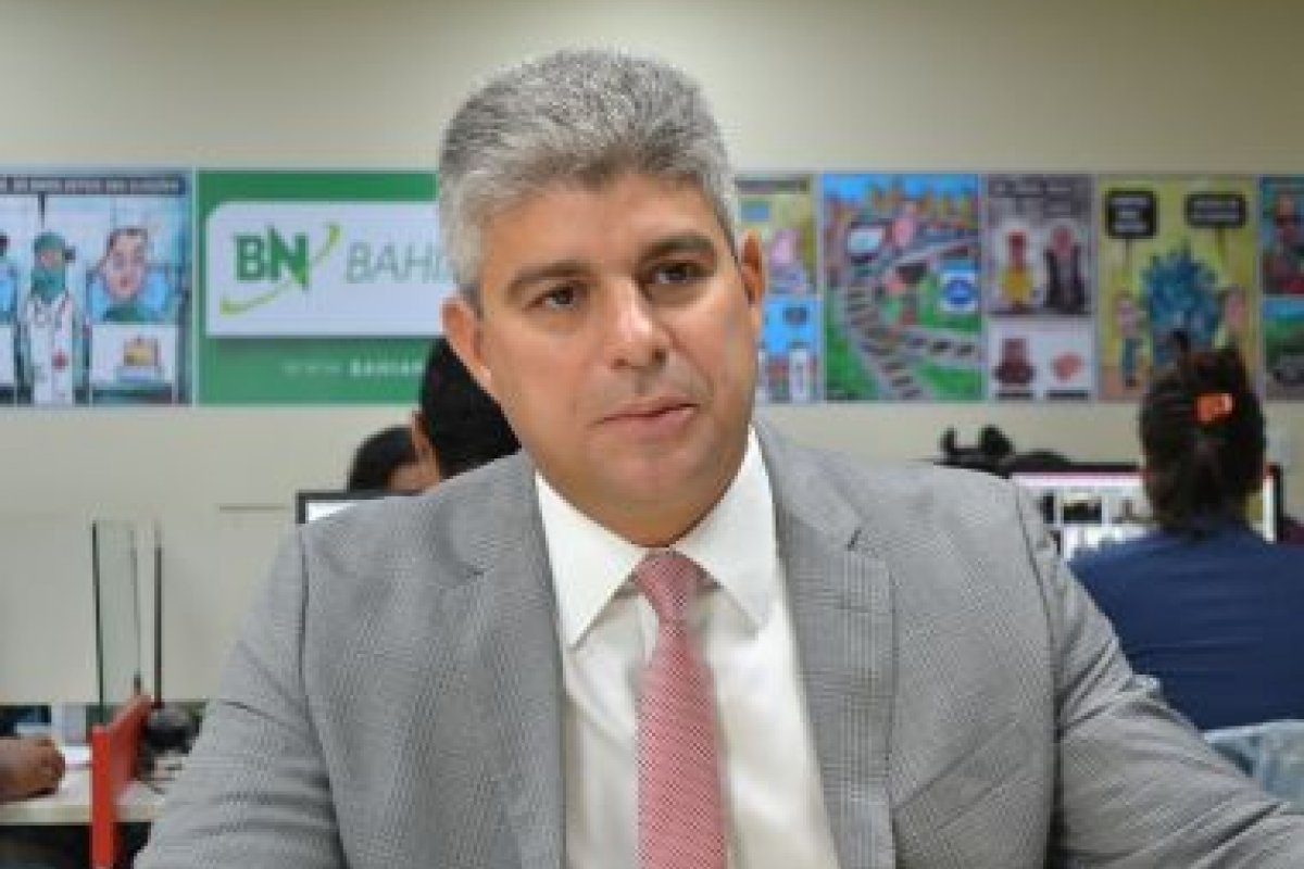 Secretário Maurício Teles Barbosa fala sobre as investigações e atentados