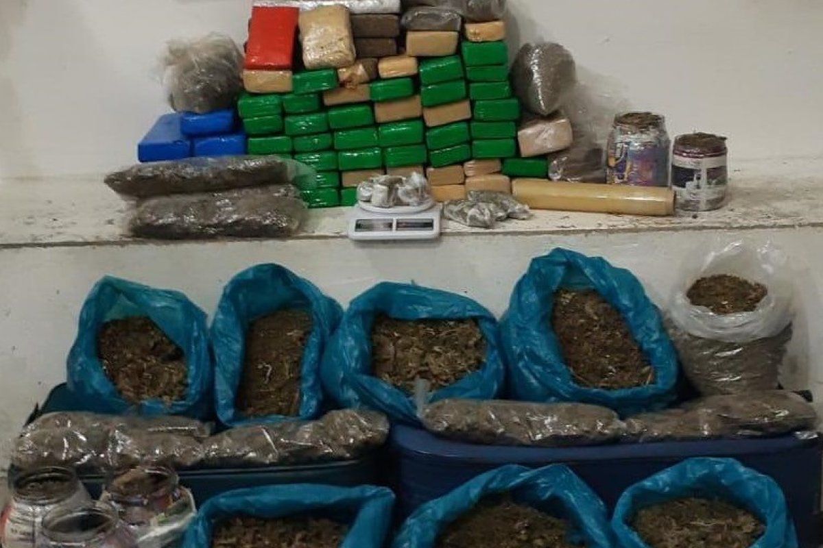 Homem é preso após ser flagrado com drogas avaliadas em R$ 100 mil