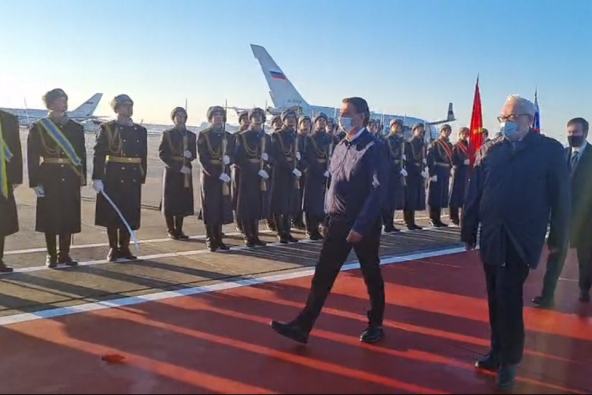 Bolsonaro desembarca na Rússia para encontro com Putin