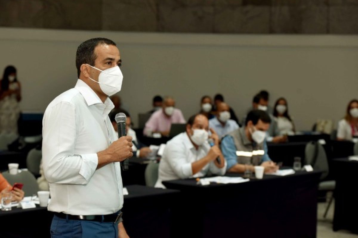 Bruno Reis espera que senadores fiquem sensibilizados sobre subsídio ao transporte público