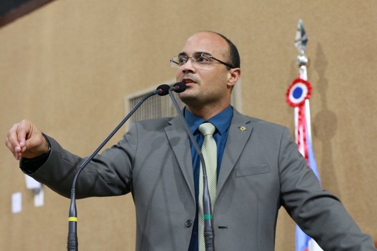 Capitão Alden fala sobre interdição das sedes da Aspra