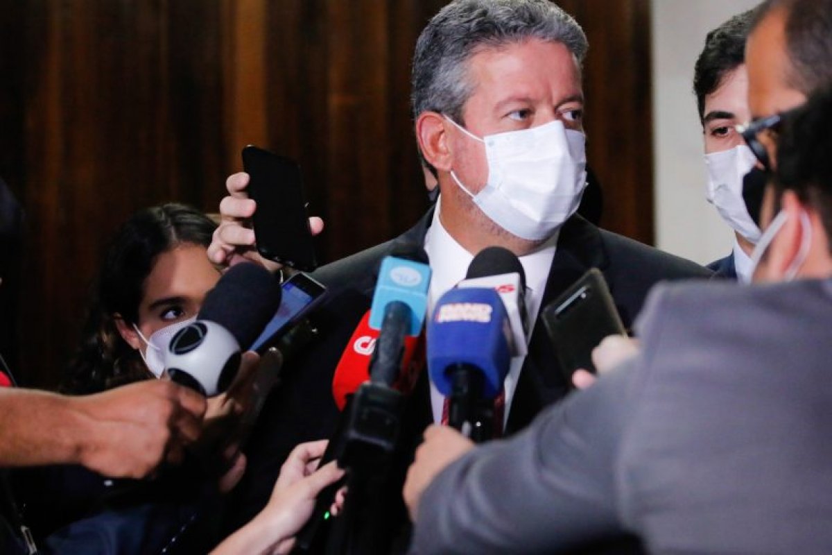 Câmara vai buscar diminuir o impacto da tragédia em Petrópolis, diz Lira