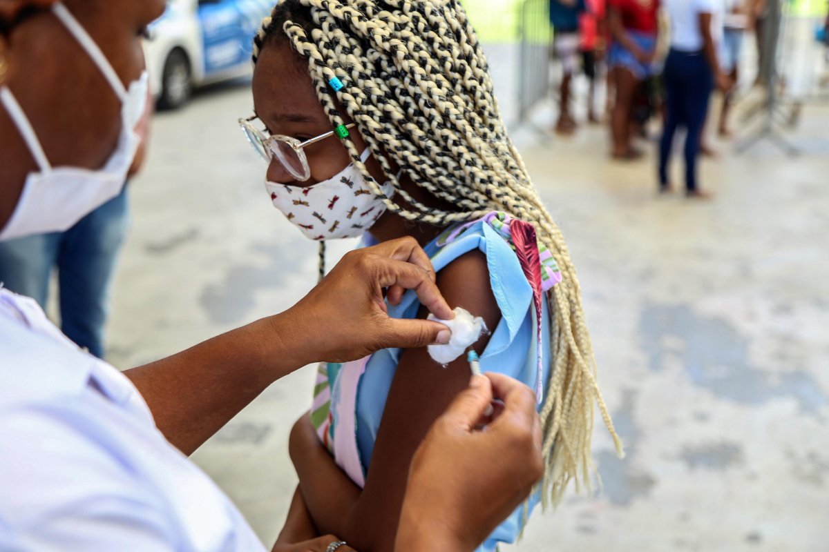 Fiocruz faz alerta para volta às aulas com baixa vacinação infantil contra Covid-19