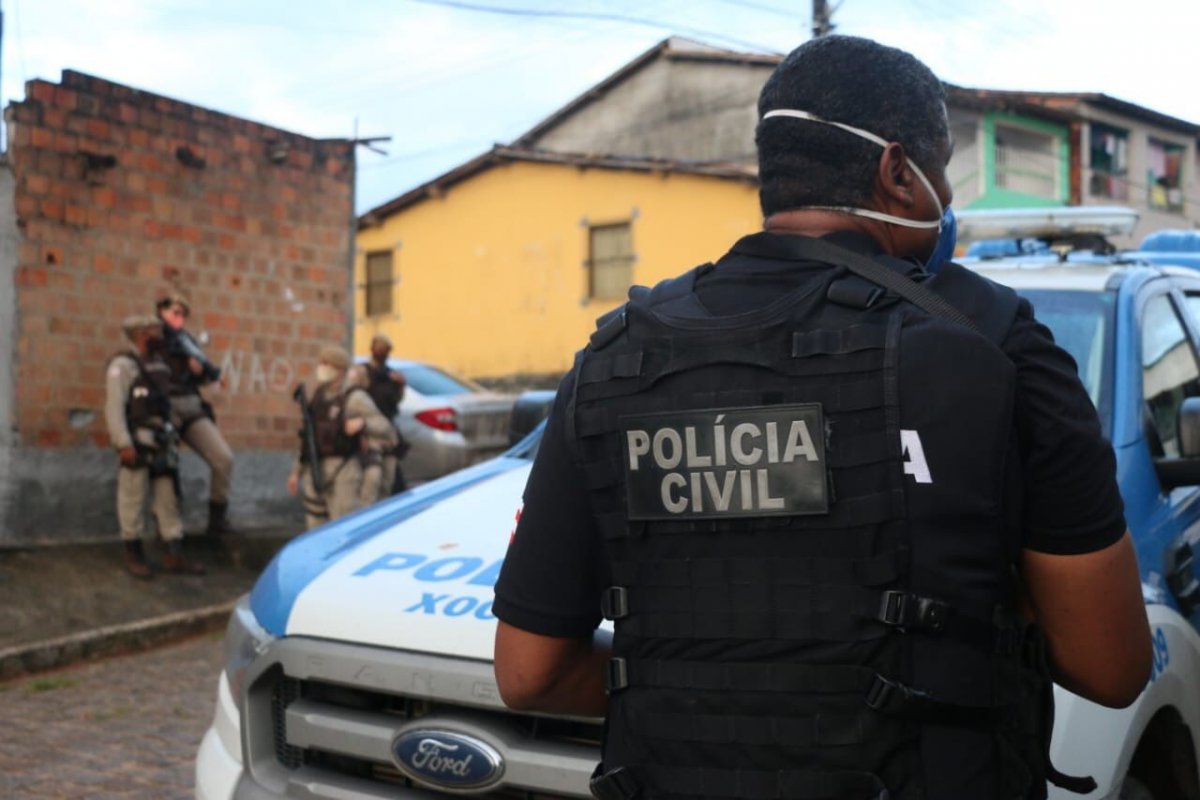 Acusado de arrrombar lojas é preso com 20 notebooks sem procedência
