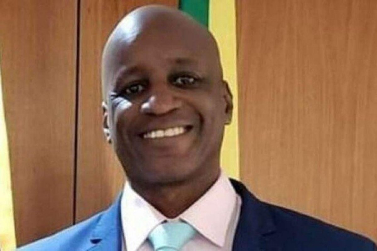 STF mantém gestão restrita de Sérgio Camargo na Fundação Palmares