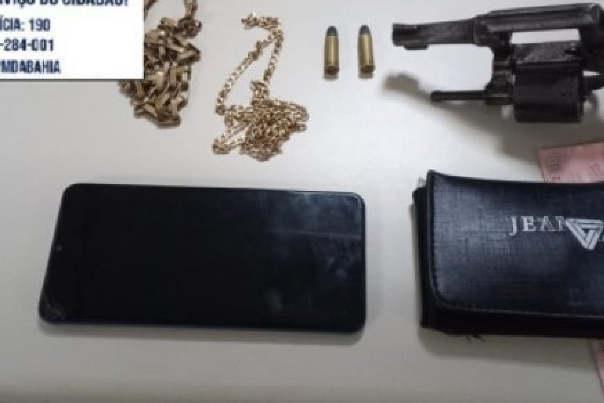 PM impede assalto a grupo de motoristas por aplicativo na Avenida Paralela