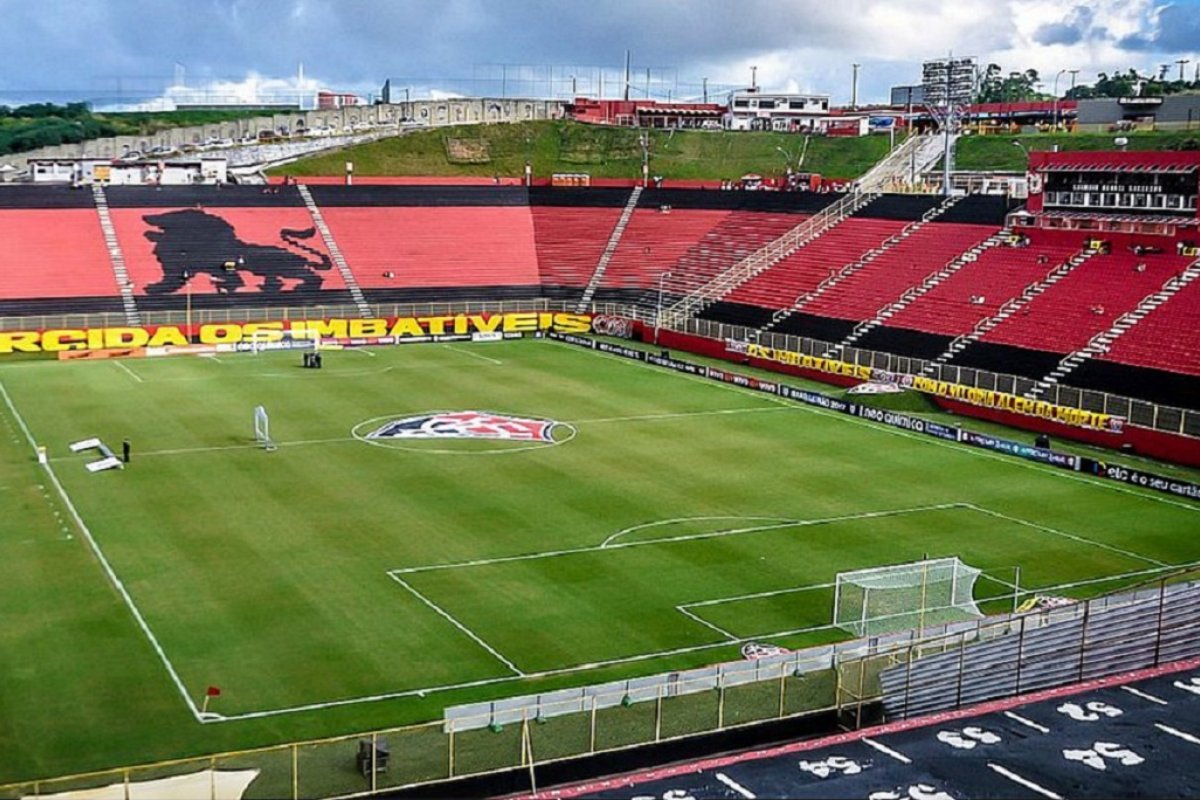 Treinos do Brasil e Chile vão acontecer no Barradão, anuncia presidente do Vitória