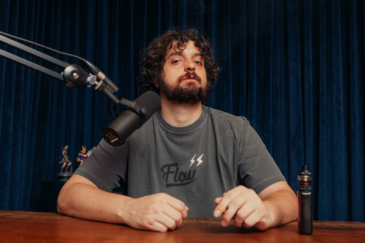 Monark diz que está 'sofrendo perseguição política' após proibição do YouTube