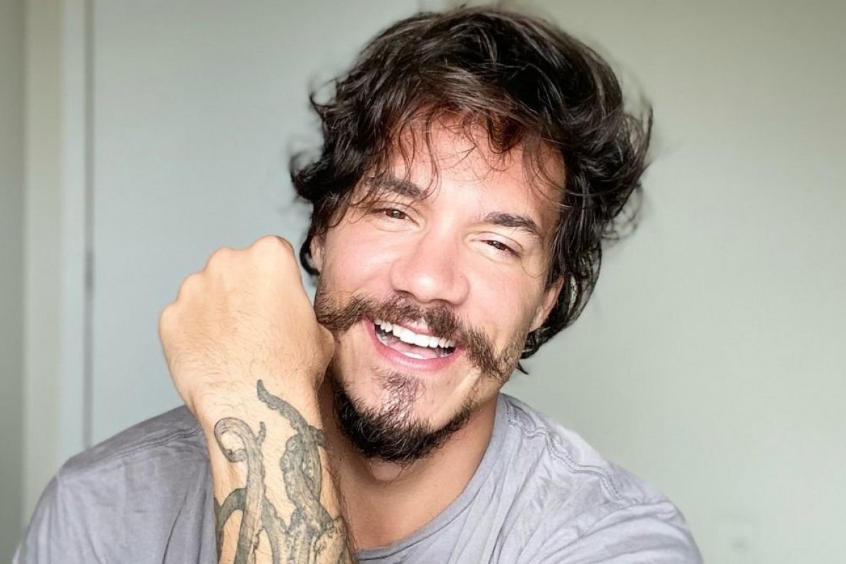 BBB 22: Eliézer conta que se inspirou em Alok para fazer Harmonização Facial