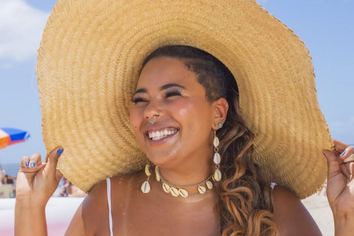 Doralyce, uma das principais expoentes do afrofuturismo, lança single e clipe sobre liberdade, emancipação e prazeres femininos