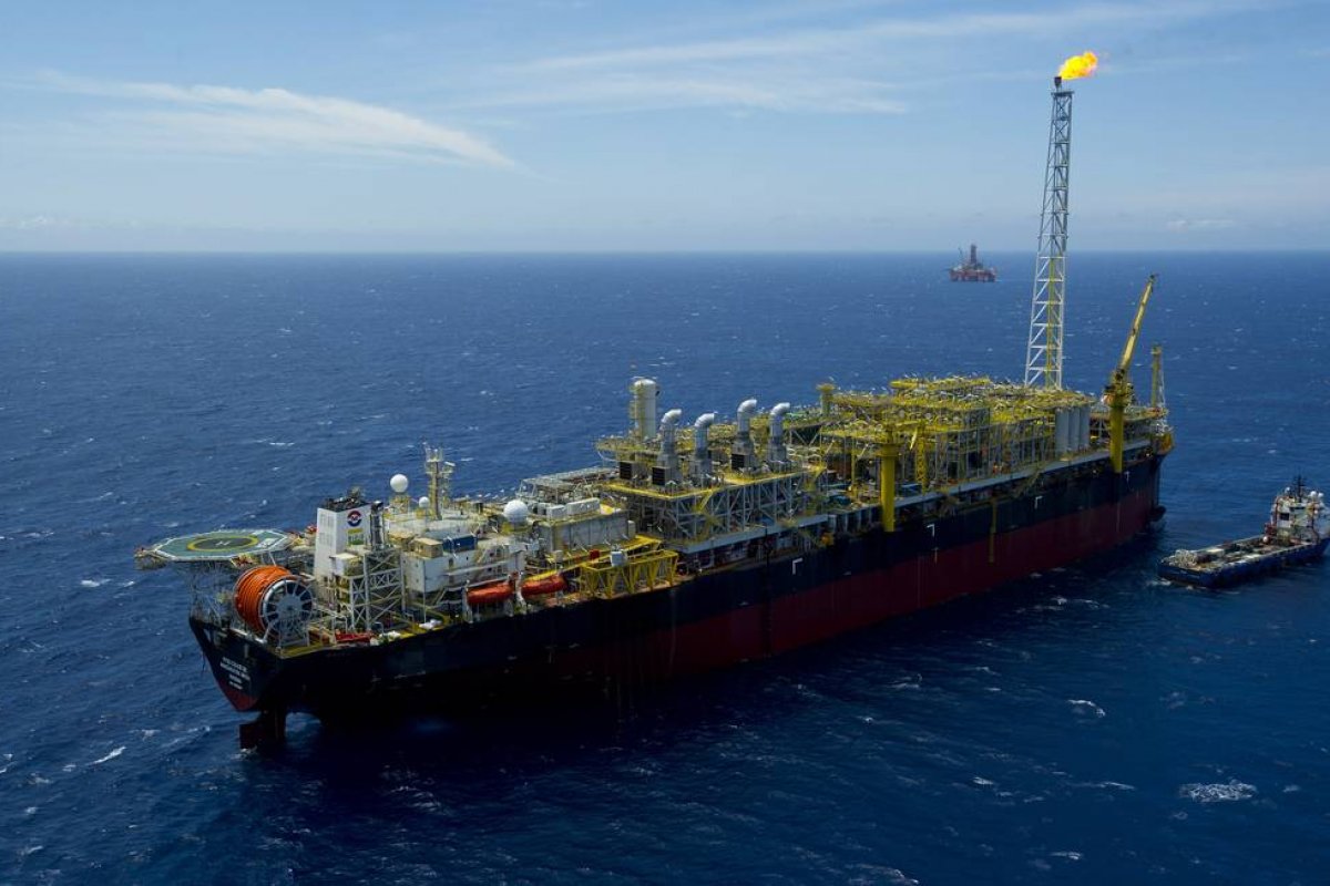 Alta do petróleo gera lucros para o governo e a Petrobrás