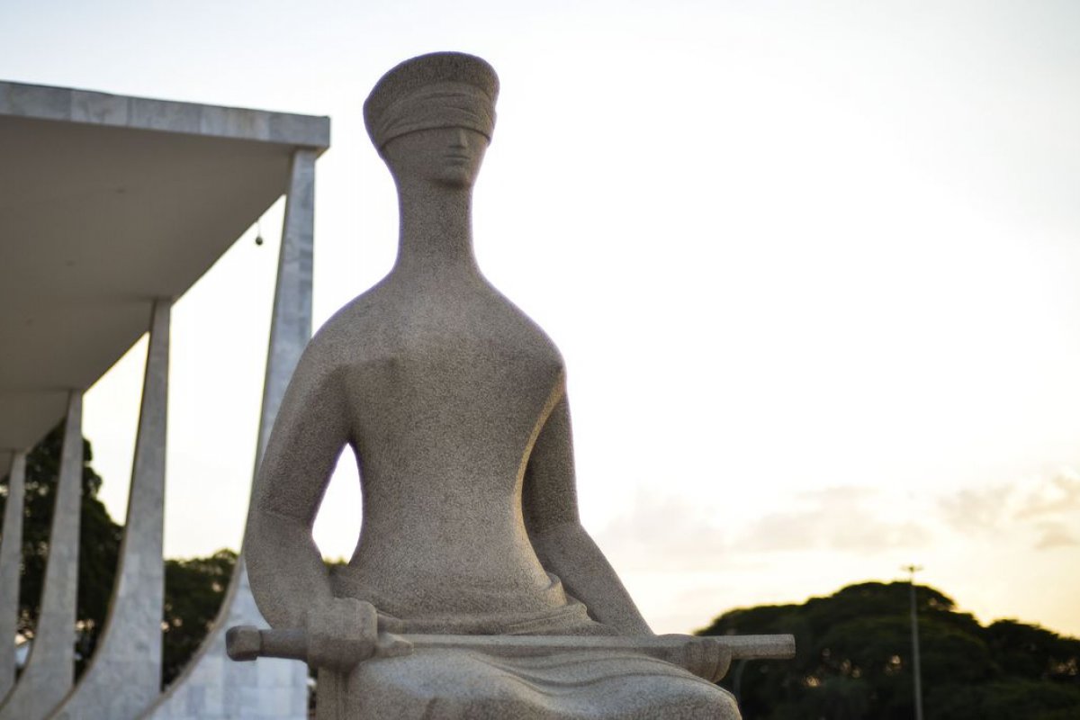 Honorários devidos pela União são reduzidos de R$ 7,4 milhões para R$ 10 mil