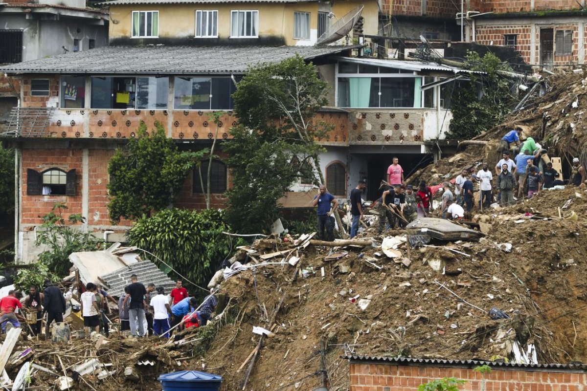 Número de mortos em Petrópolis chega a 182; 104 pessoas seguem desaparecidas