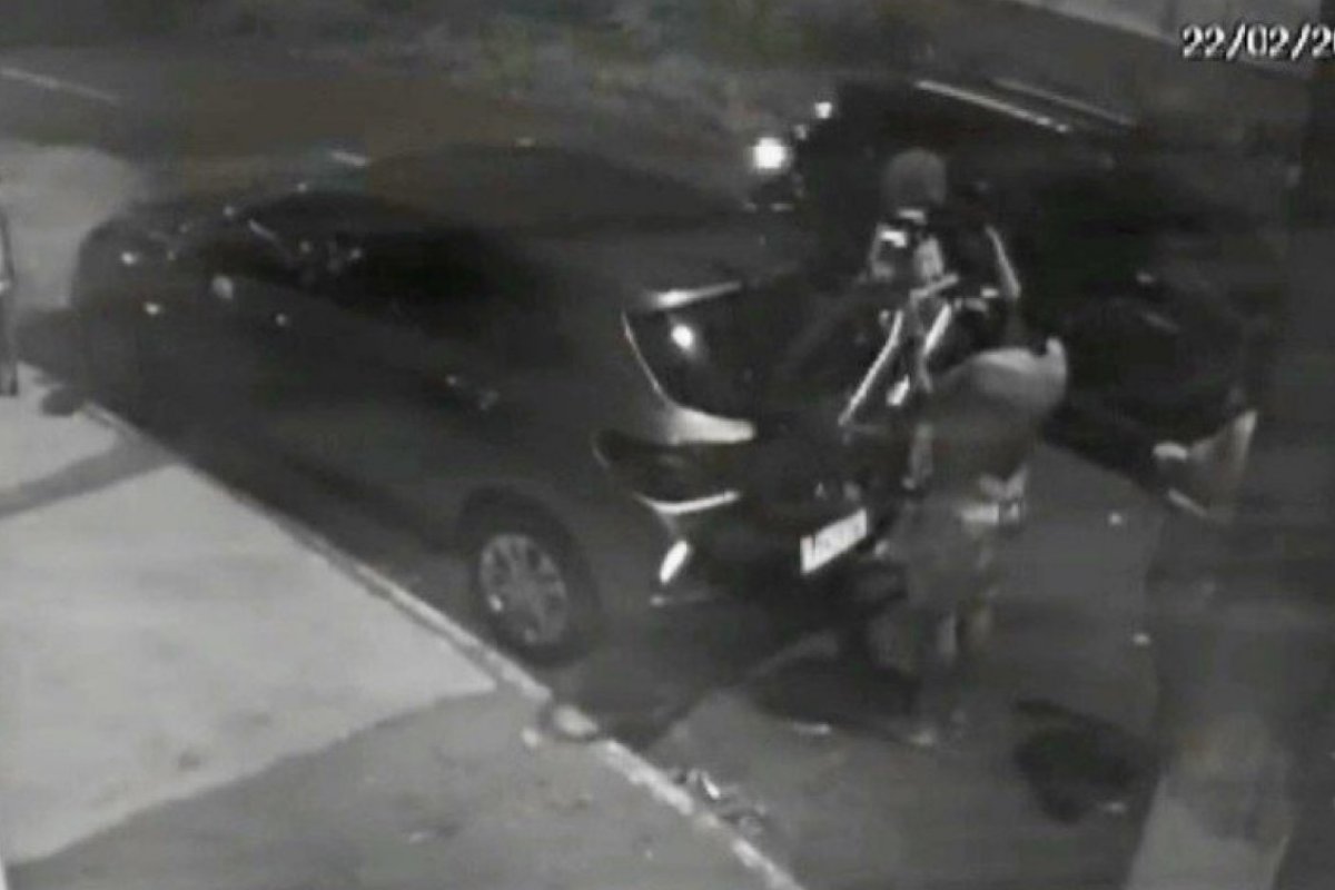Família é assaltada no bairro do Itaigara, em Salvador, e tem carro e bicicleta levados
