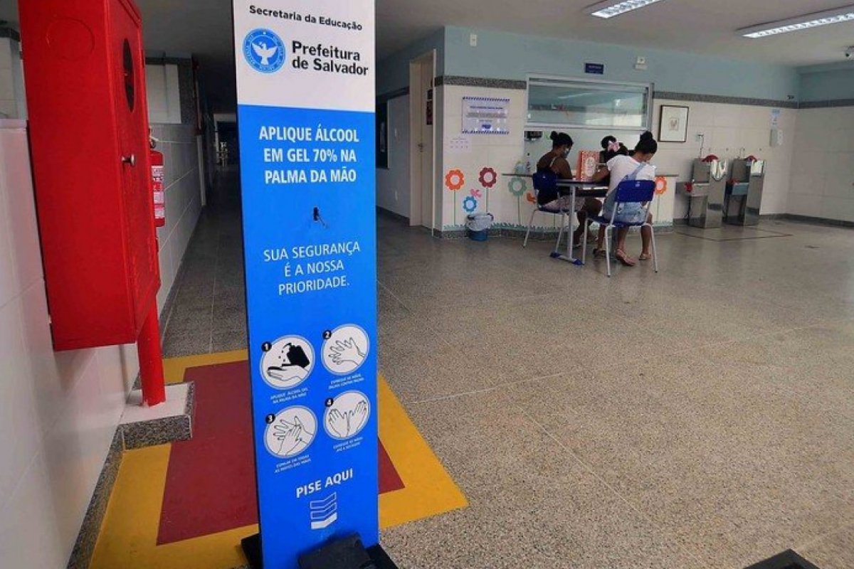 50 mil estudantes da rede municipal não retornaram às aulas presenciais em Salvador, diz Smed
