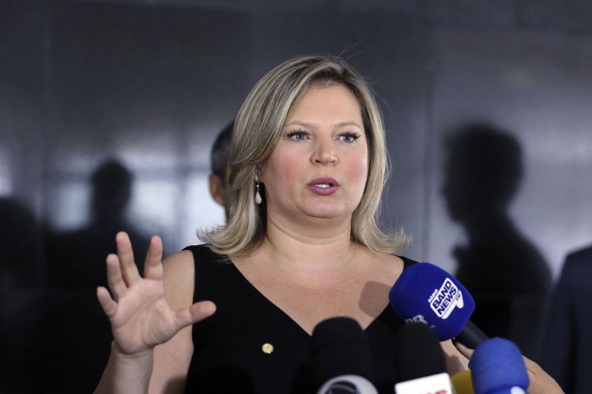 Bolsonaro tira Joice Hasselmann da liderança do Governo no Congresso