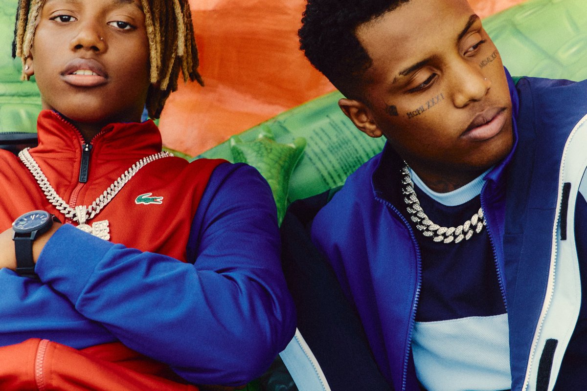 Lacoste lança coleção People Make Icons inspirada nos códigos do streetwaer com MC Cavarinha e Kayblack