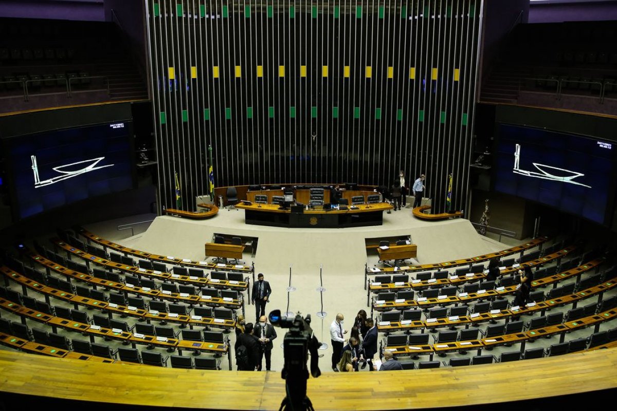 Texto-base de projeto que legaliza cassinos e bingos no Brasil é aprovado pela Câmara