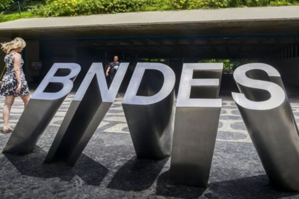 BNDES tem lucro líquido recorde de R$ 34 bilhões em 2021