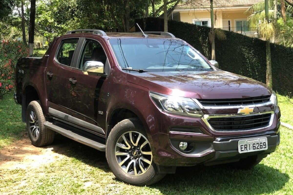 Chevrolet S10 High Country é bruta e confortável ao mesmo tempo?
