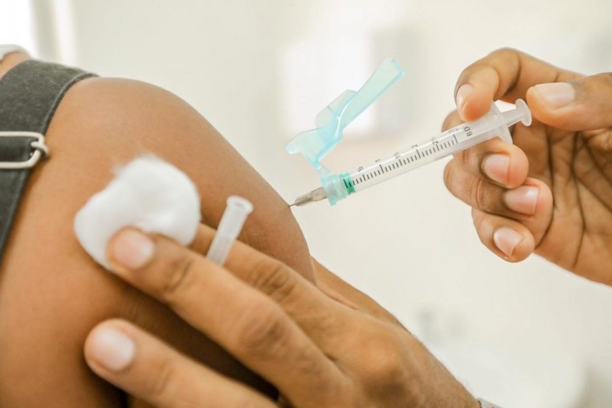 Vacinação Covid-19: Confira a programação desta segunda (28) para Salvador