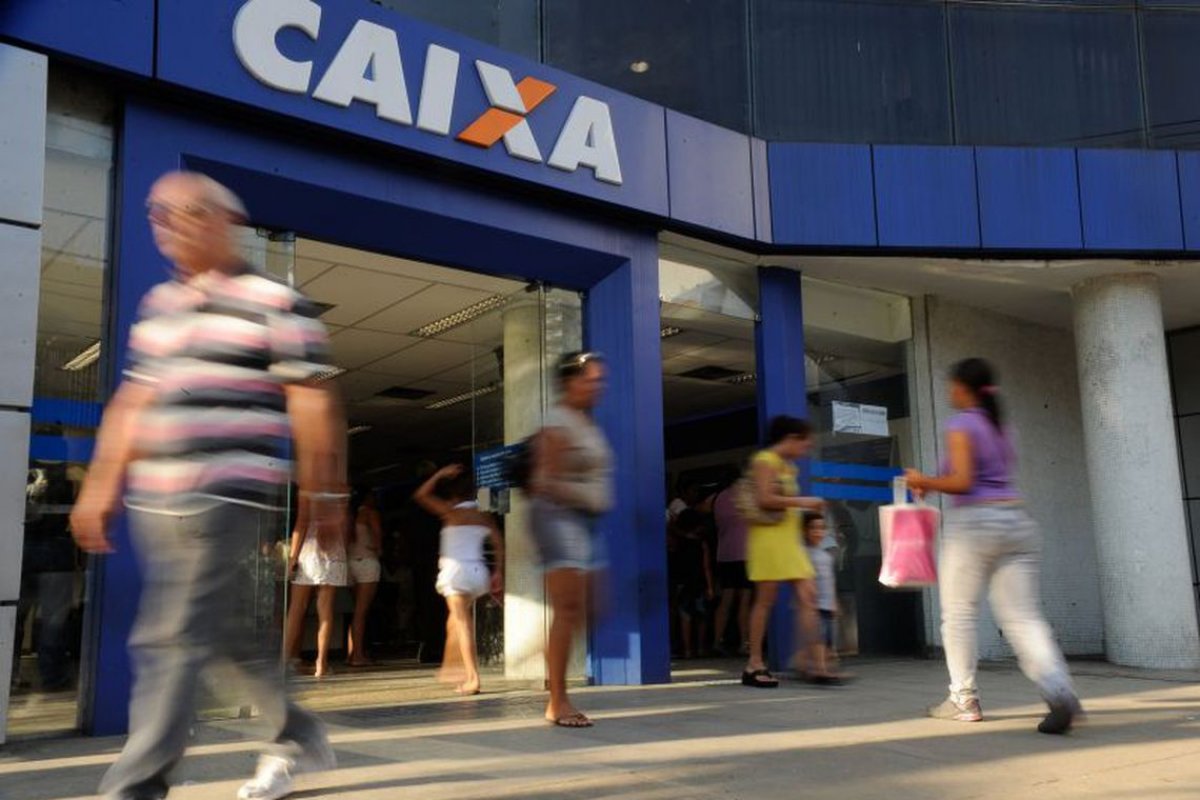 Não correntistas da Caixa podem sacar FGTS de até R$ 500 a partir de hoje (18)