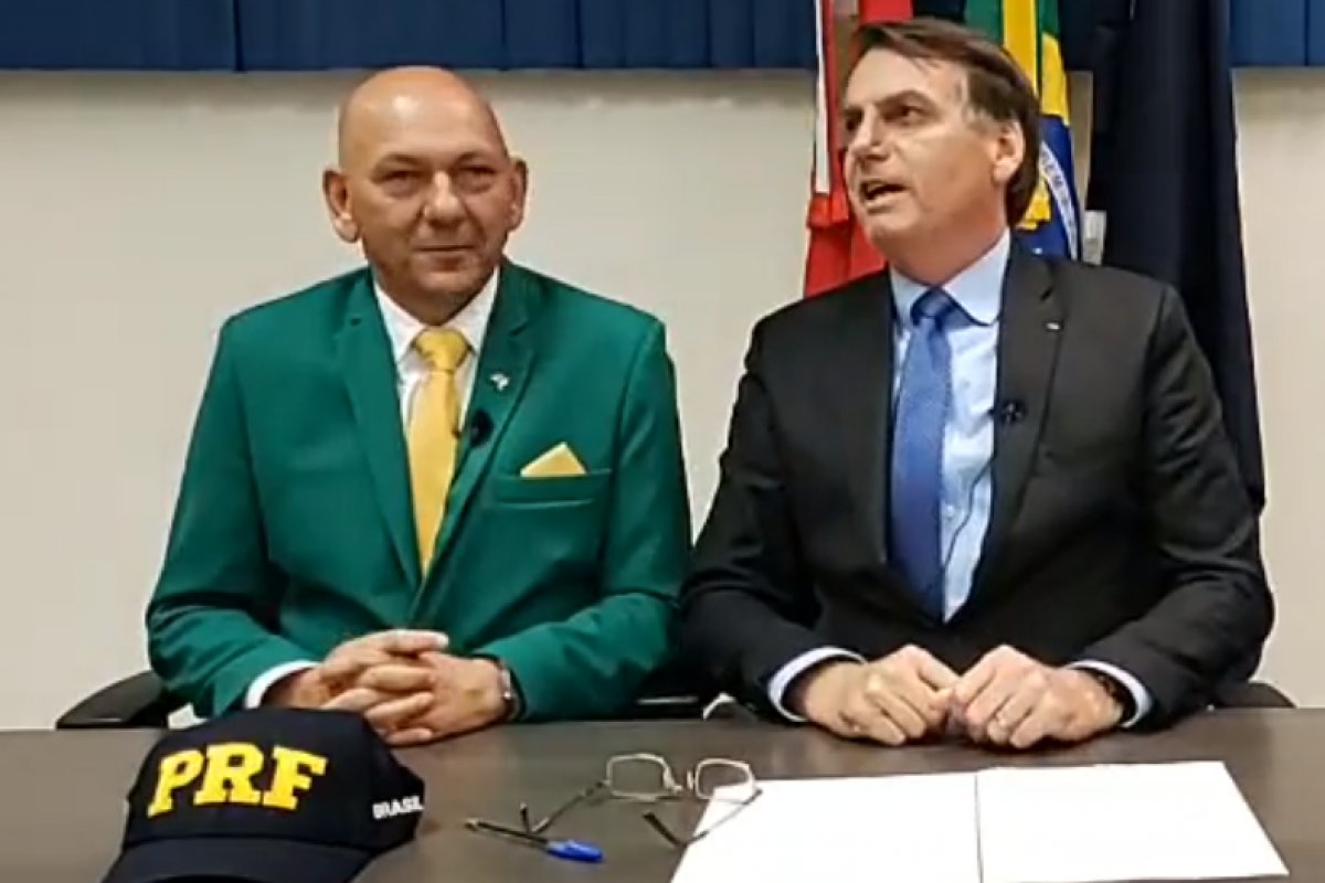 Presidente Jair Bolsonaro diz que 13º do Bolsa Família estará na LOA a partir de 2020