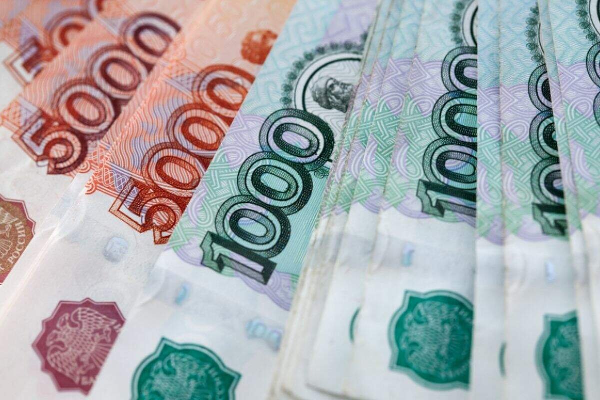 Rússia eleva taxa básica de juros de 9,5% para 20%