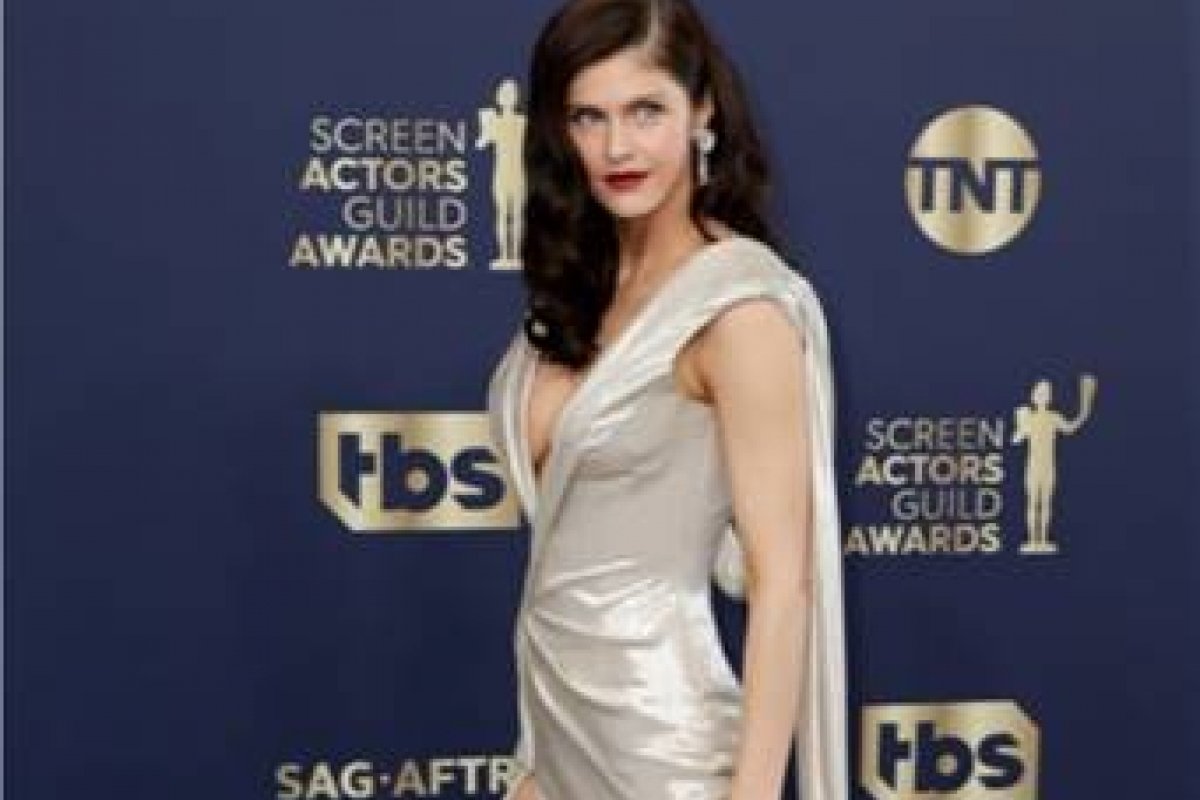 Celebridades usam Christian Louboutin no SAG Awards 2022