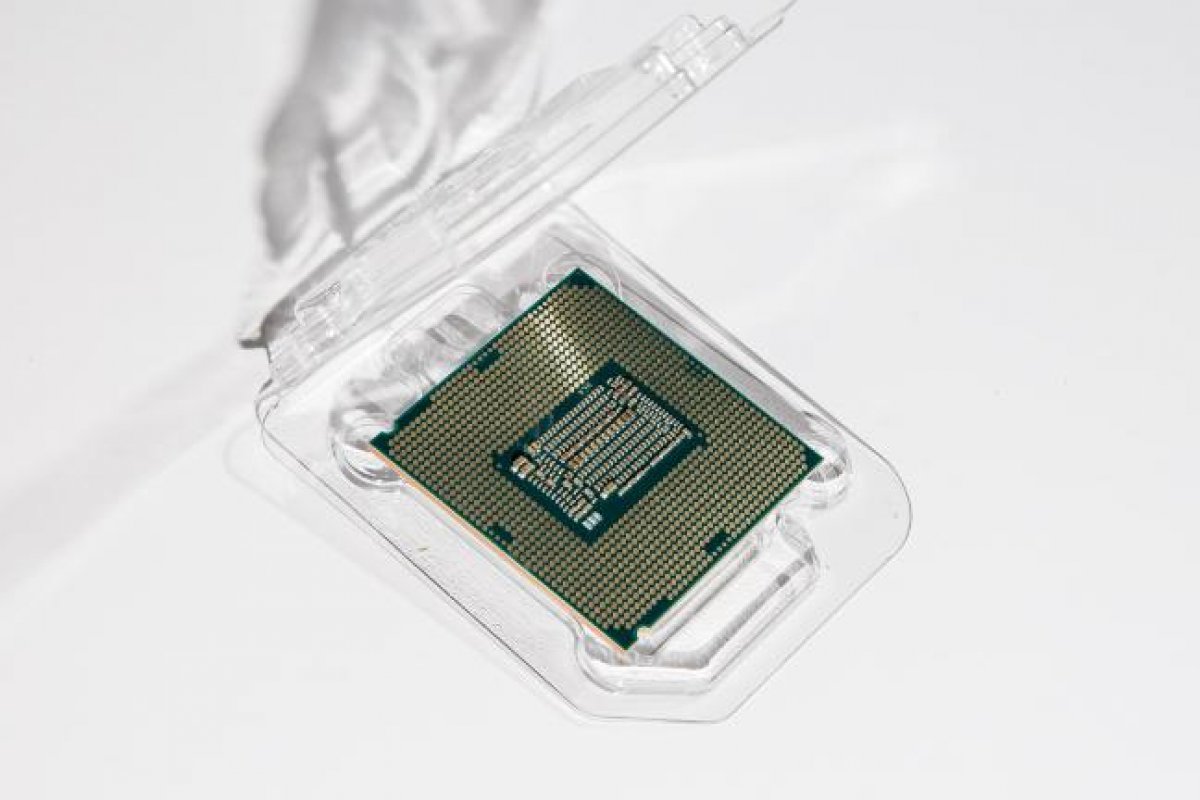 Intel e AMD deixam de enviar processadores à Rússia após conflito