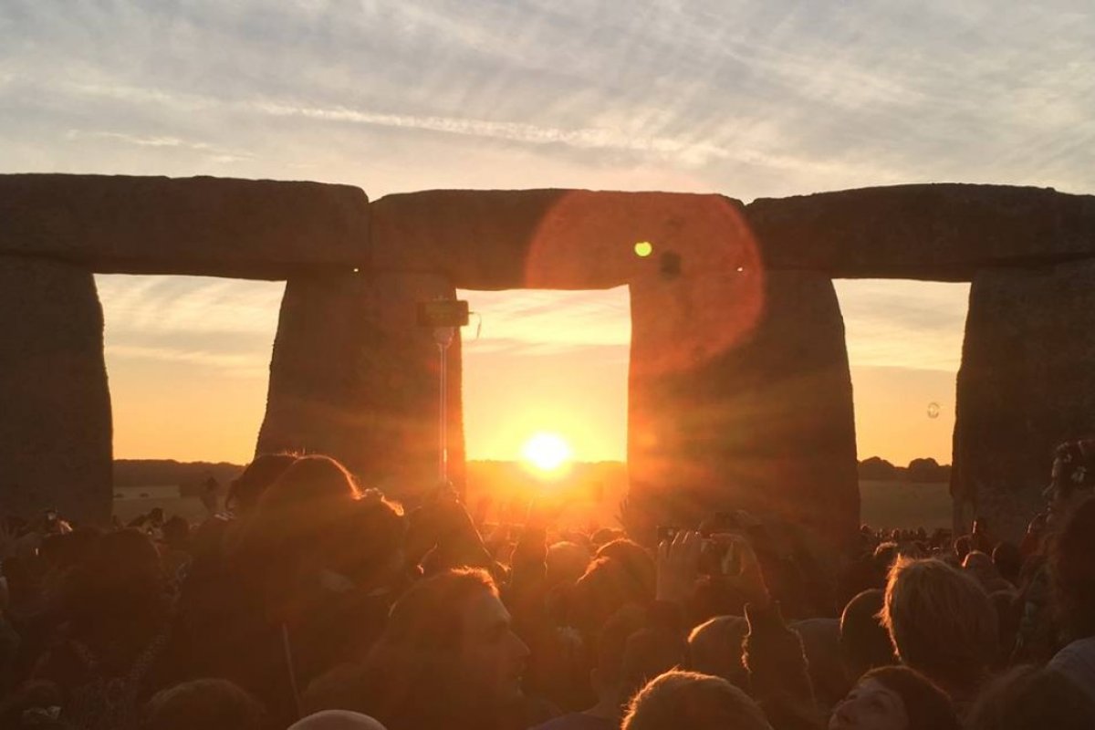 Arqueólogo decifra diagrama do calendário solar do templo de Stonehenge