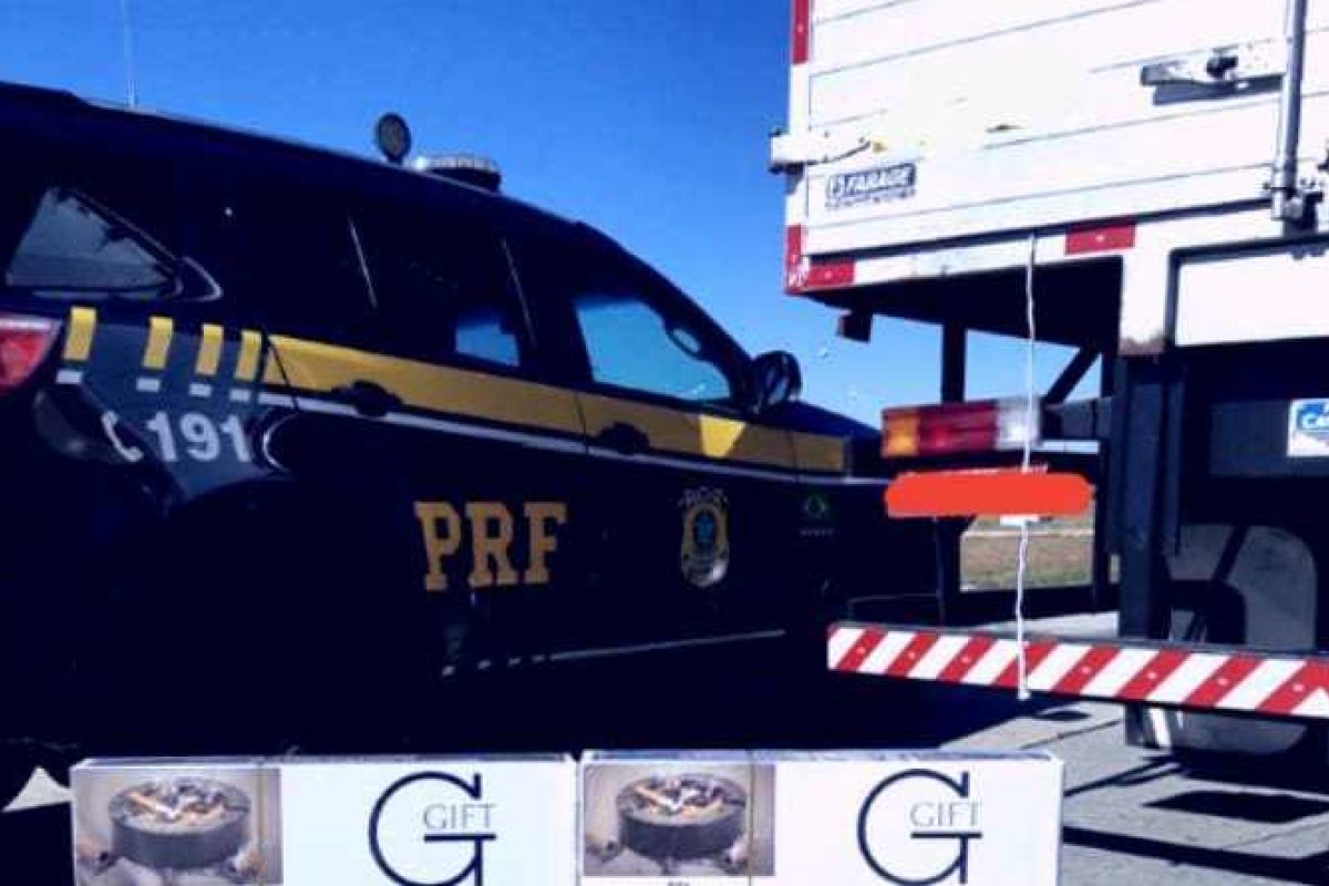 Carga de cigarros avaliada em 1,5 milhão de reais é apreendida em Vitória da Conquista