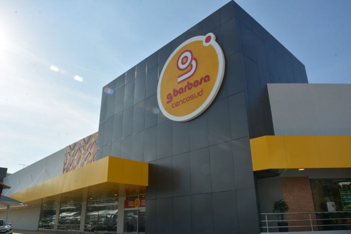 Rede supermercadista vai levar clientes para Catar nos Emirados Árabes