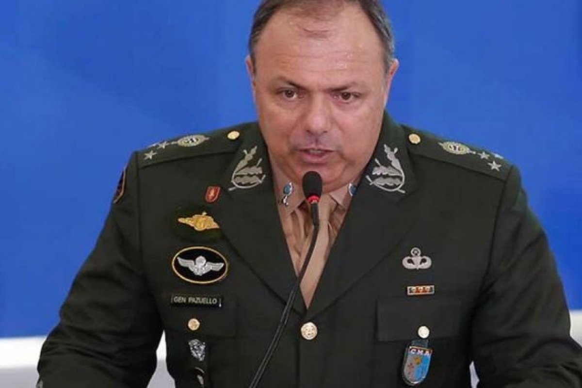 Ex-ministro Eduardo Pazuello é transferido para reserva remunerada do Exército
