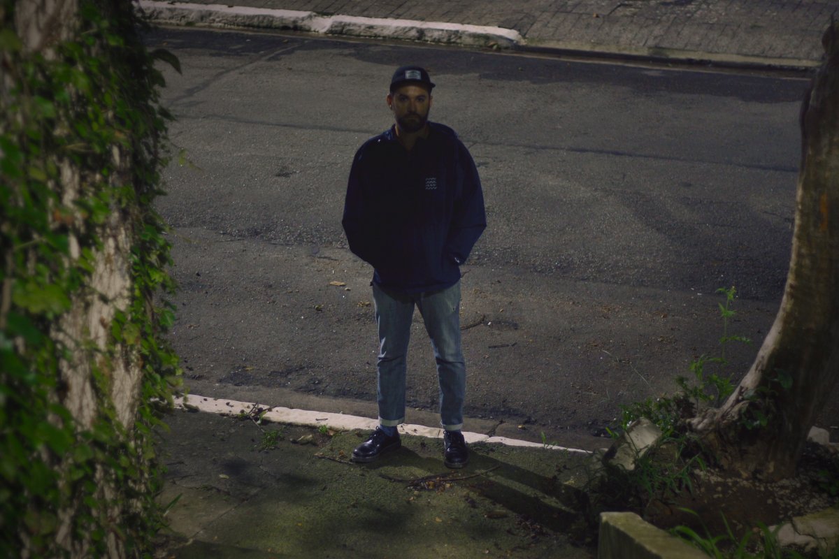 Dramón traz beats e produções enigmáticas no EP Performar Selvagem