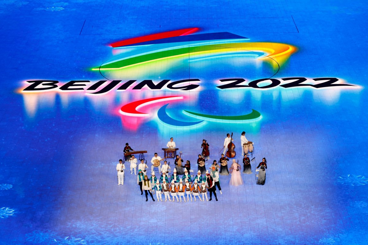 Paralimpíadas de Inverno de 2022: apelo à paz marca abertura dos jogos