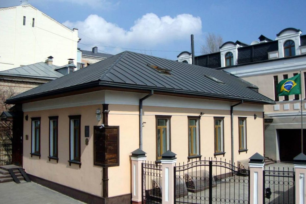 Itamaraty envia mais um embaixador à Ucrânia para ajudar na retirada de brasileiros