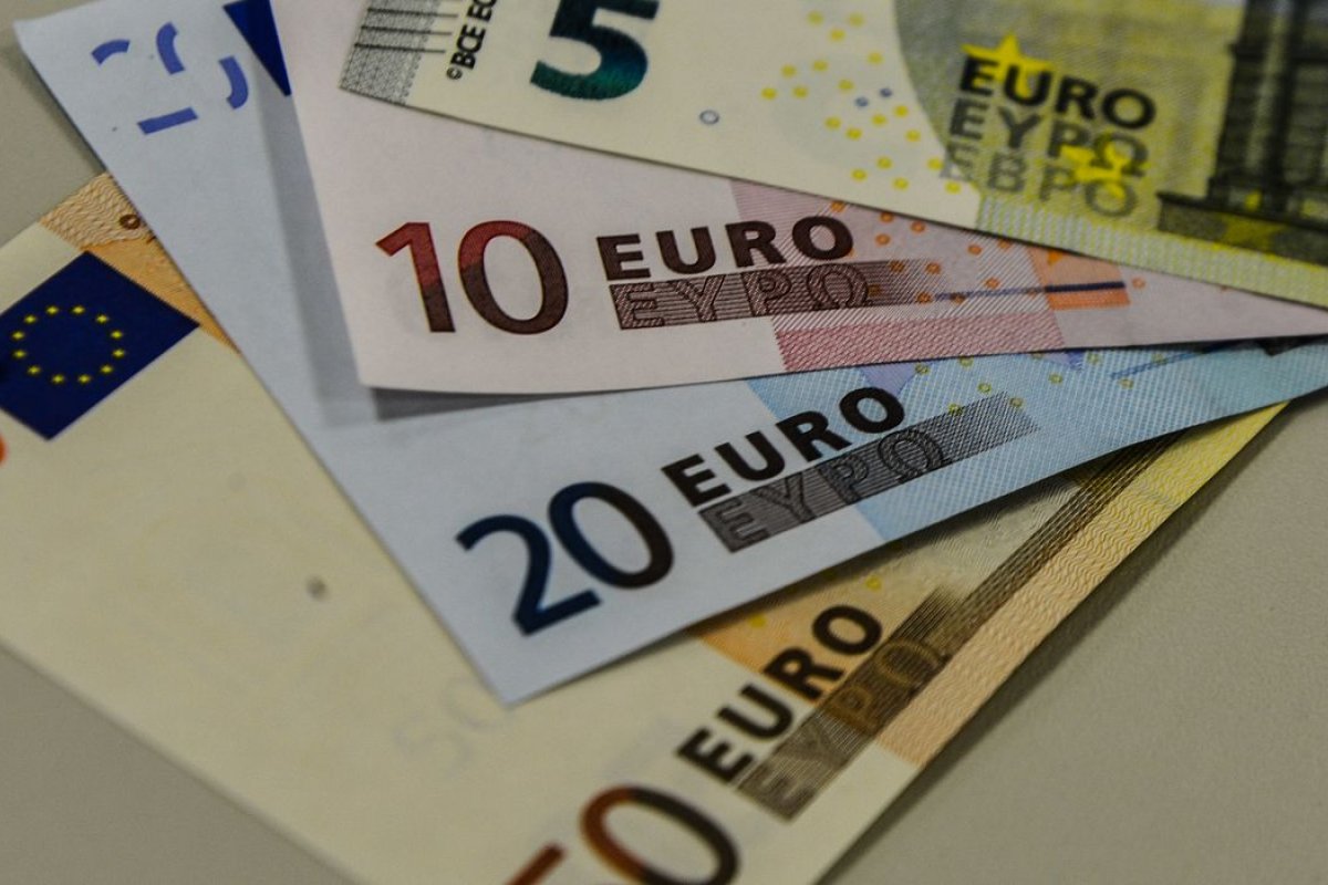 Como sanção, Itália confisca 140 milhões de euros em ativos de oligarcas russos