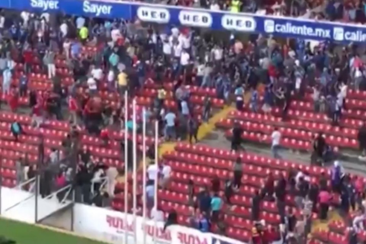 Briga entre torcedores no México deixa pelo menos 22 feridos