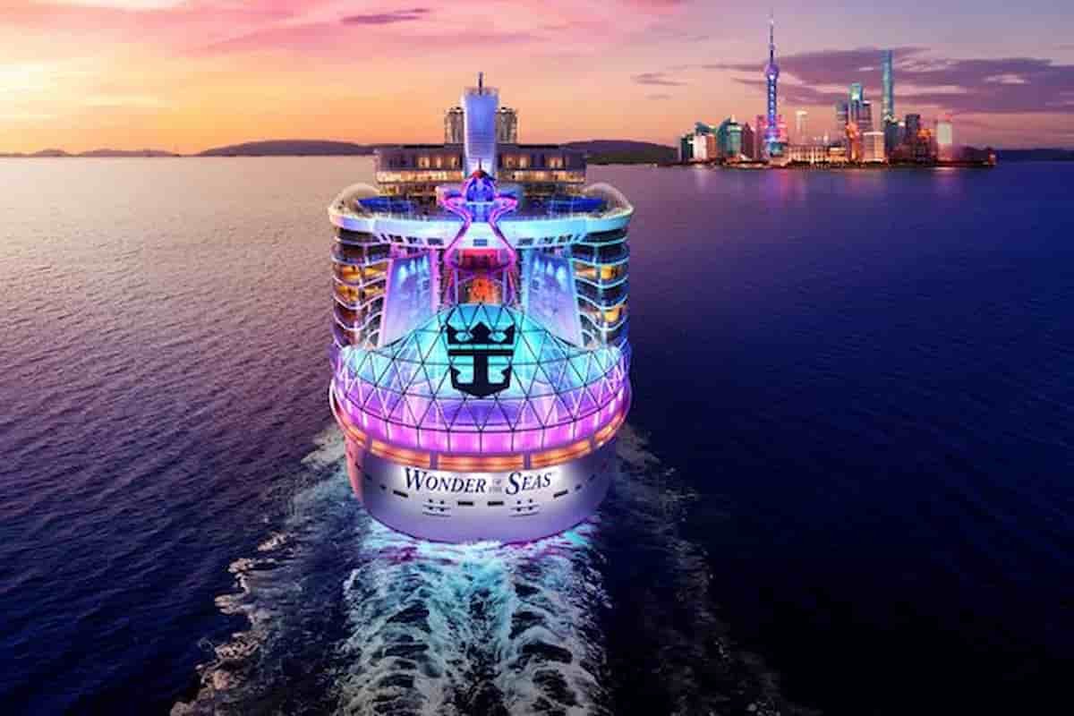 Wonder of the Seas: maior navio do mundo, com 19 piscinas, 20 restaurantes e 11 bares, zarpa pela primeira vez