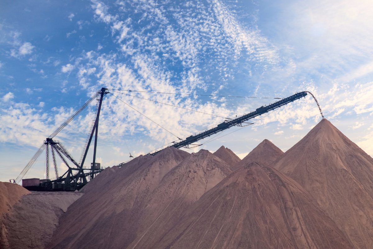 Brasil tem reservas de potássio para abastecer agricultura até 2100, afirma pesquisa